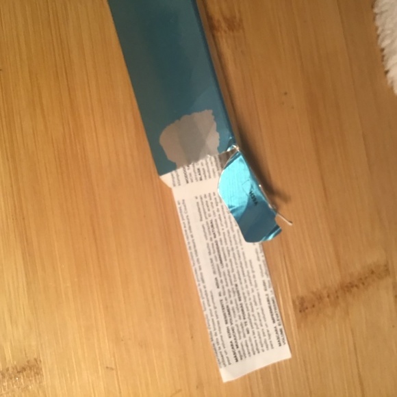 Milk makeup kush mascara in black - Picture 10 of 10